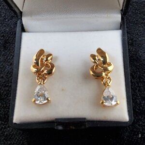 vintage new 14kt gold plated oval cubic zirconia teardrop shaped pierced earring